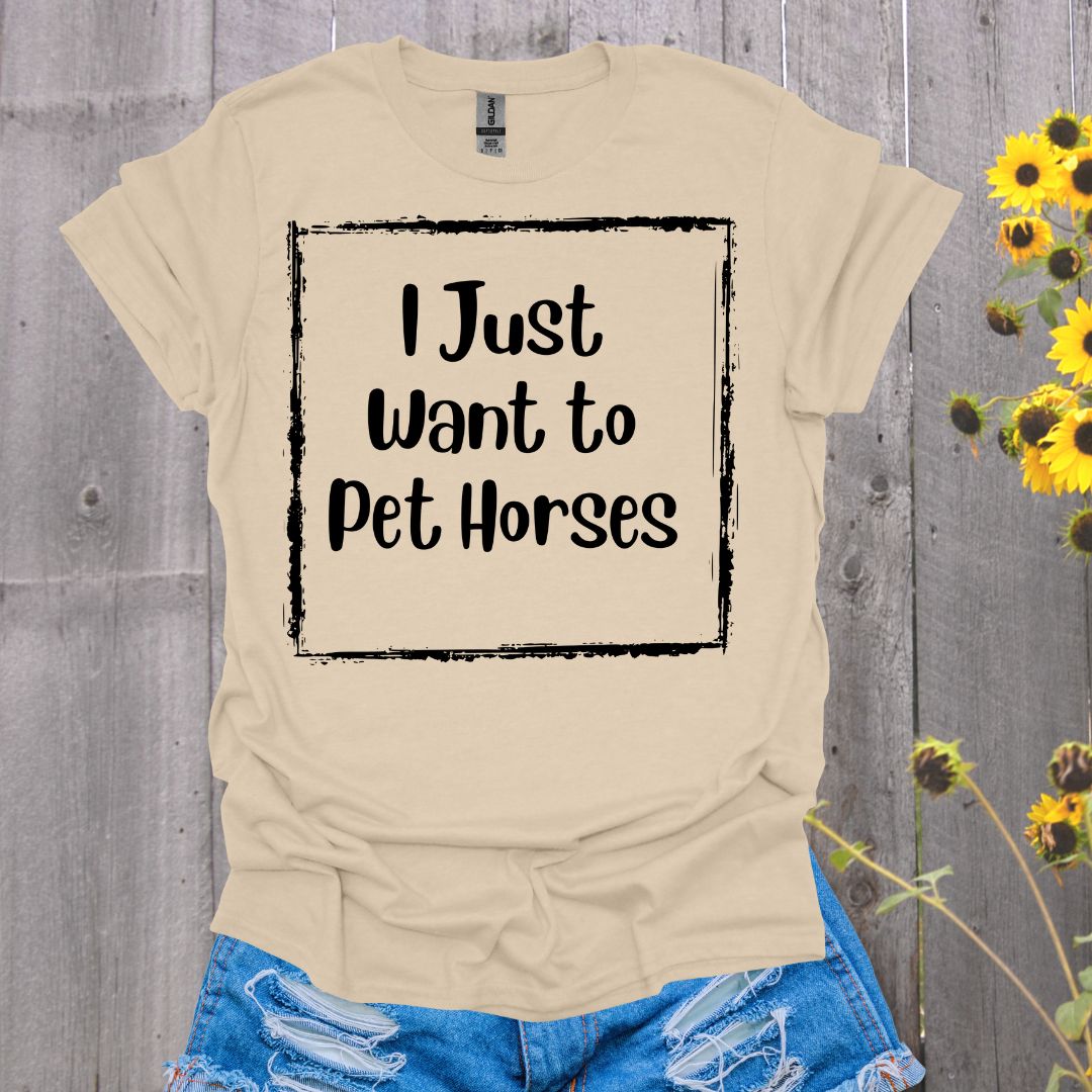 I Just Want to Pet Horses Softstyle T-Shirt