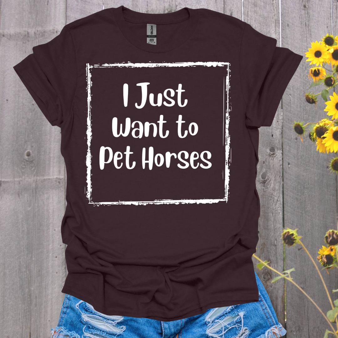 I Just Want to Pet Horses Softstyle T-Shirt